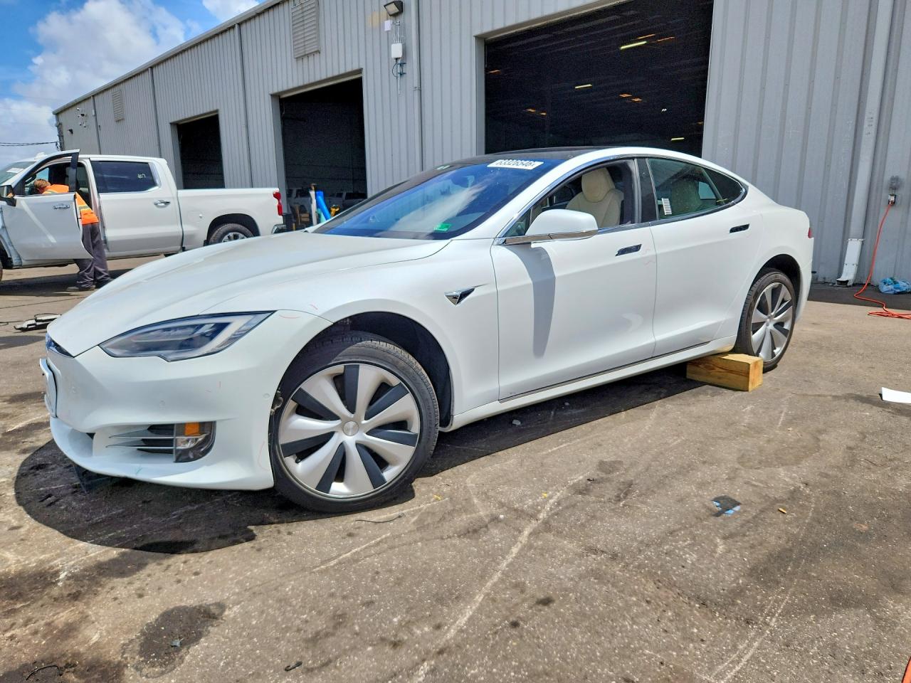2020 TESLA MODEL S