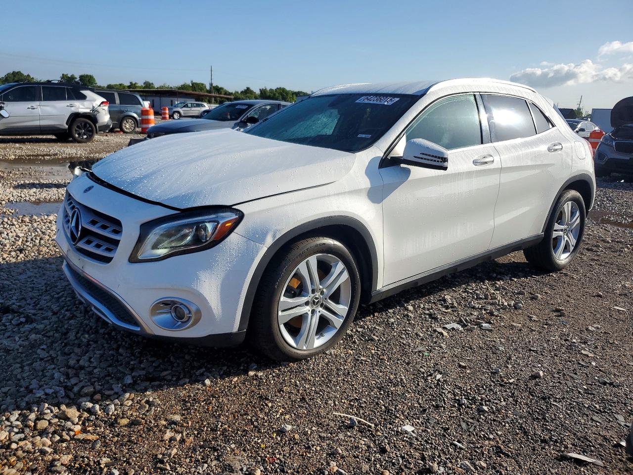 2020 MERCEDES-BENZ GLA 250