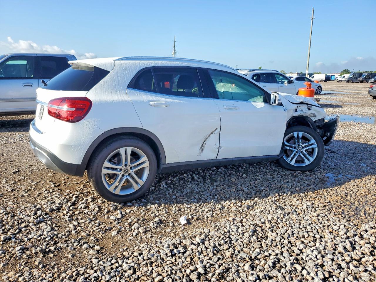 2020 MERCEDES-BENZ GLA 250 — снимка 3