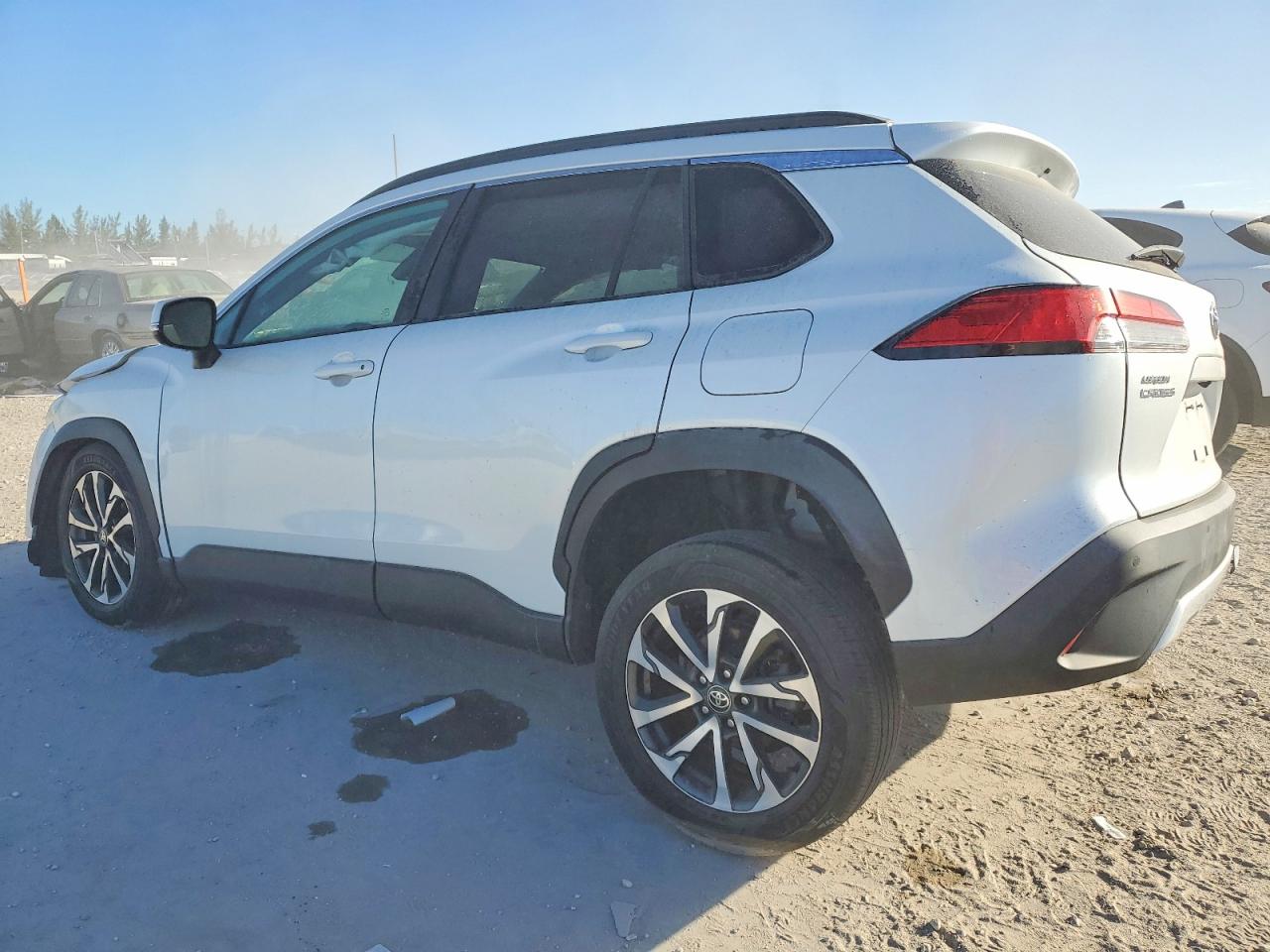 2022 TOYOTA COROLLA CROSS XLE — снимка 2