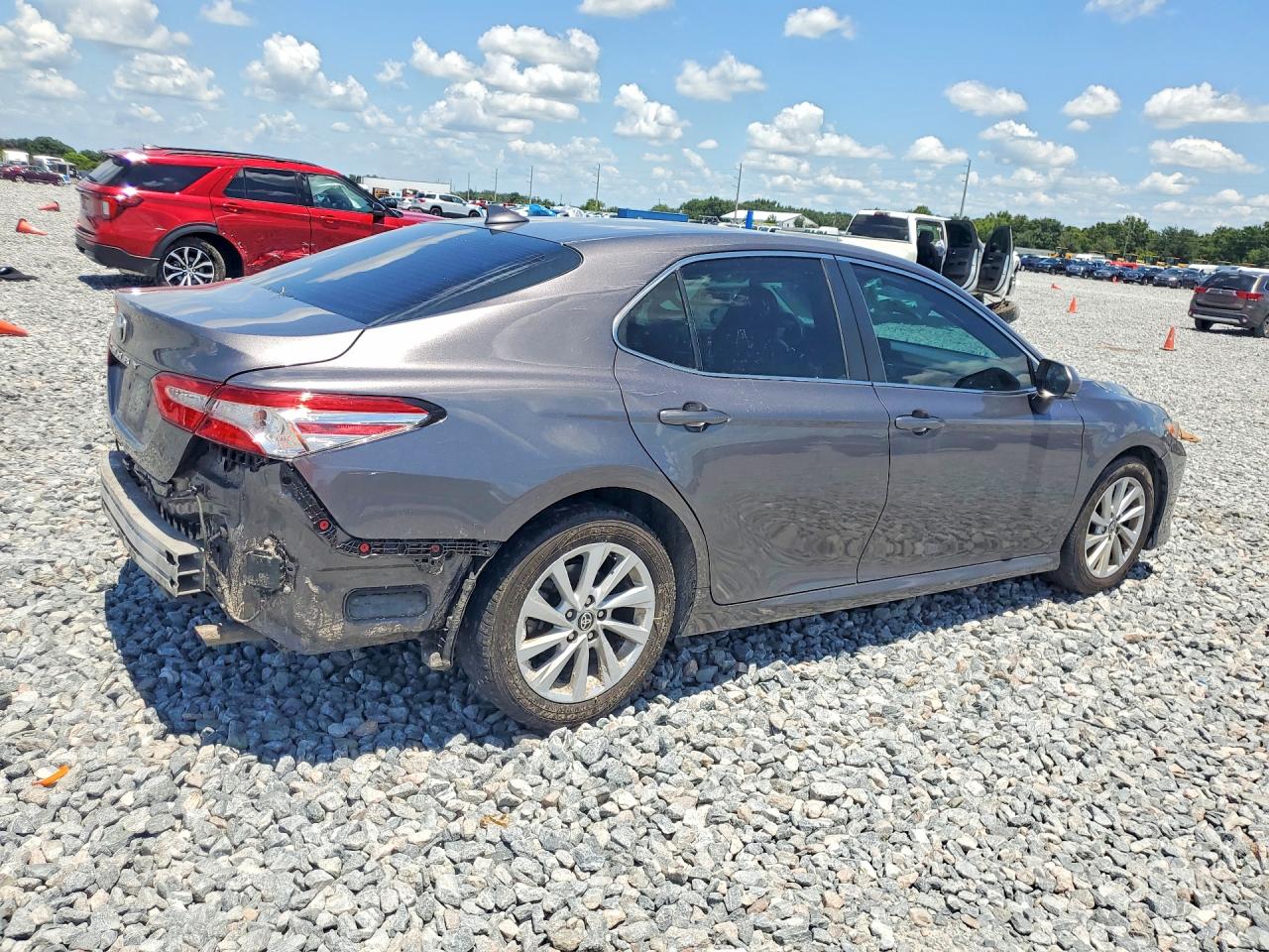 2022 TOYOTA CAMRY LE — снимка 3