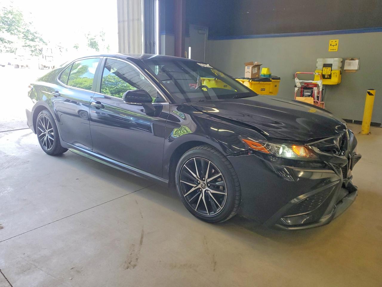 2022 TOYOTA CAMRY SE — снимка 4