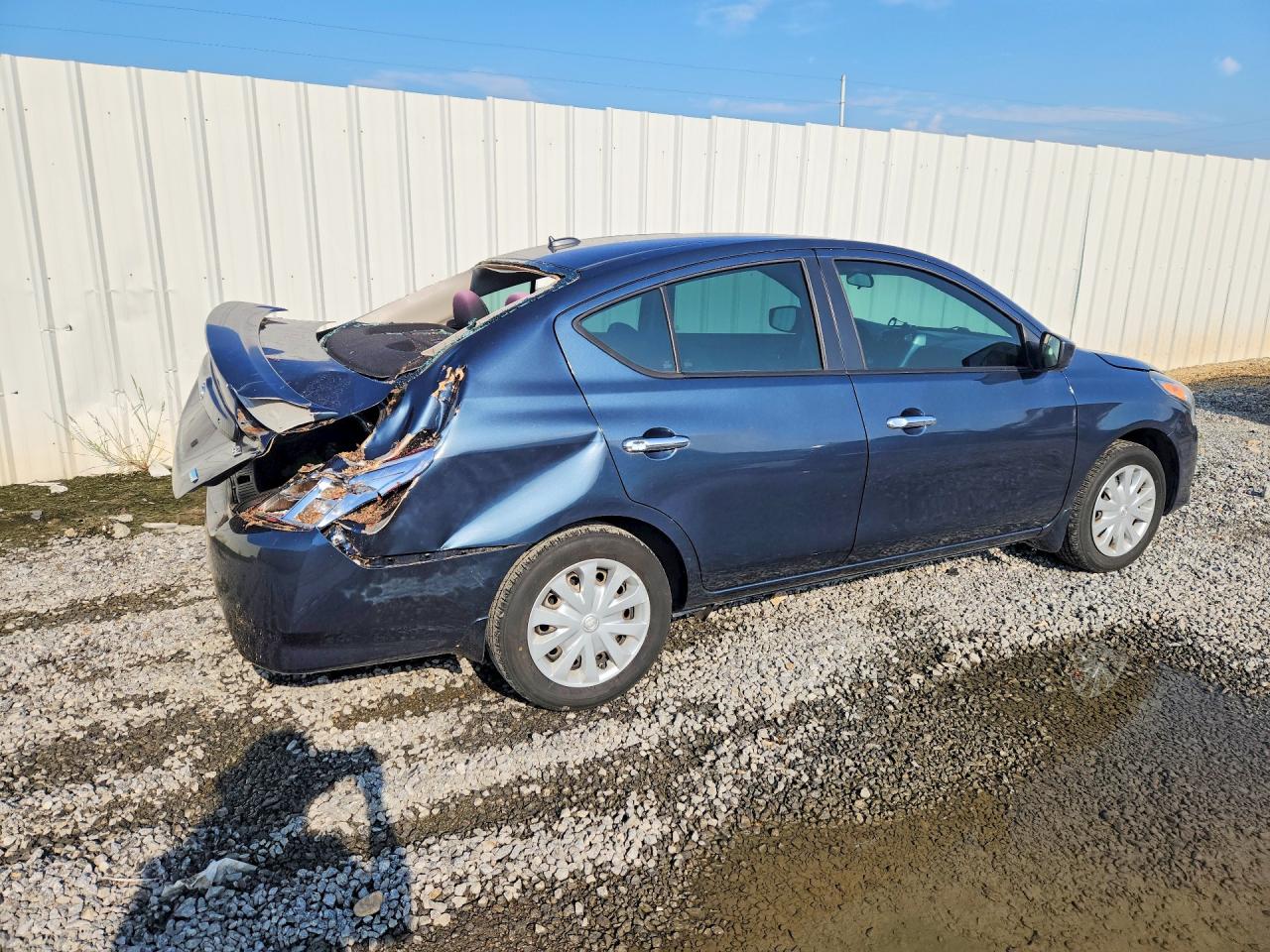 2015 NISSAN VERSA 1.6 SV — снимка 3