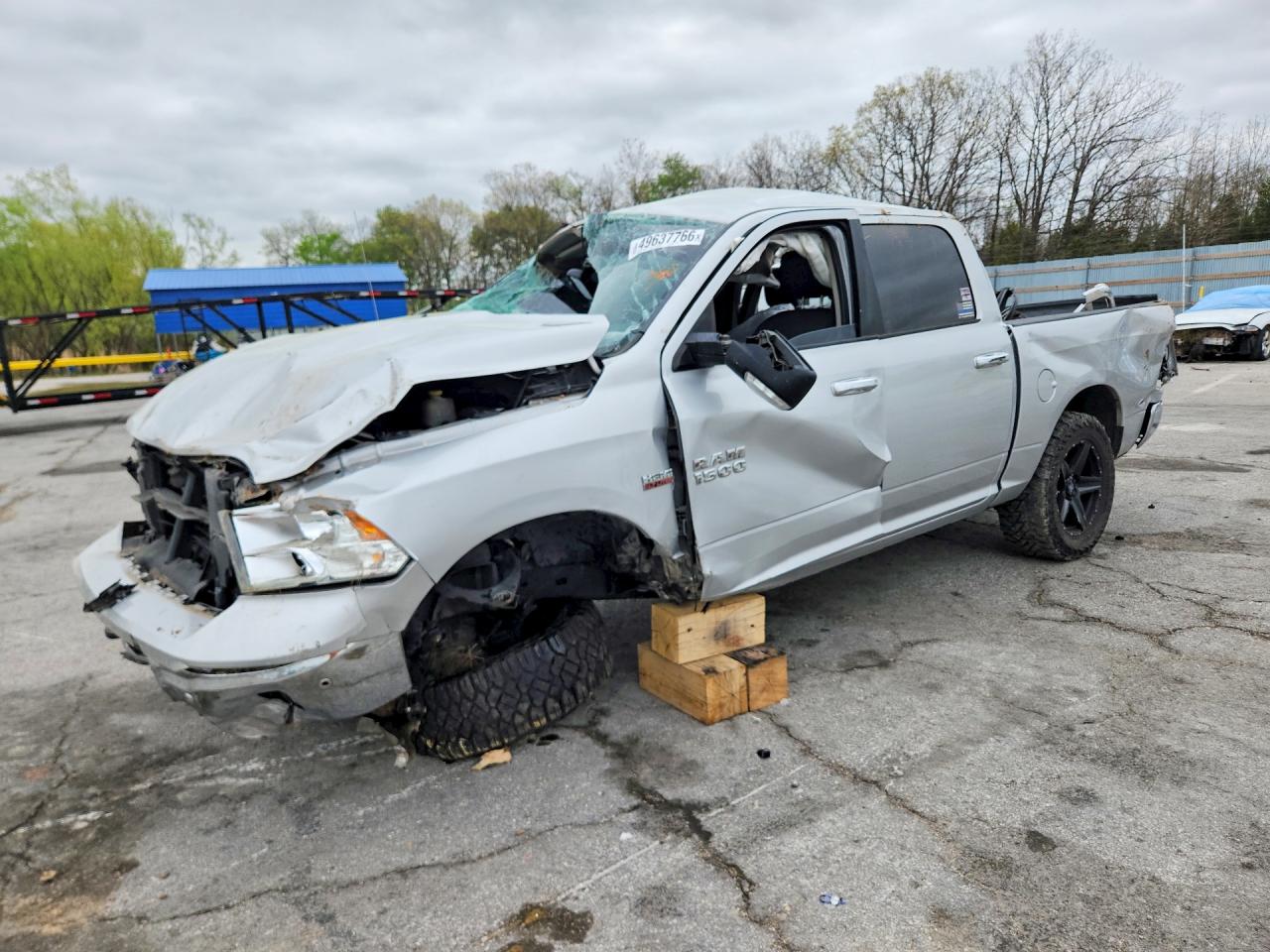 2015 RAM 1500 SLT