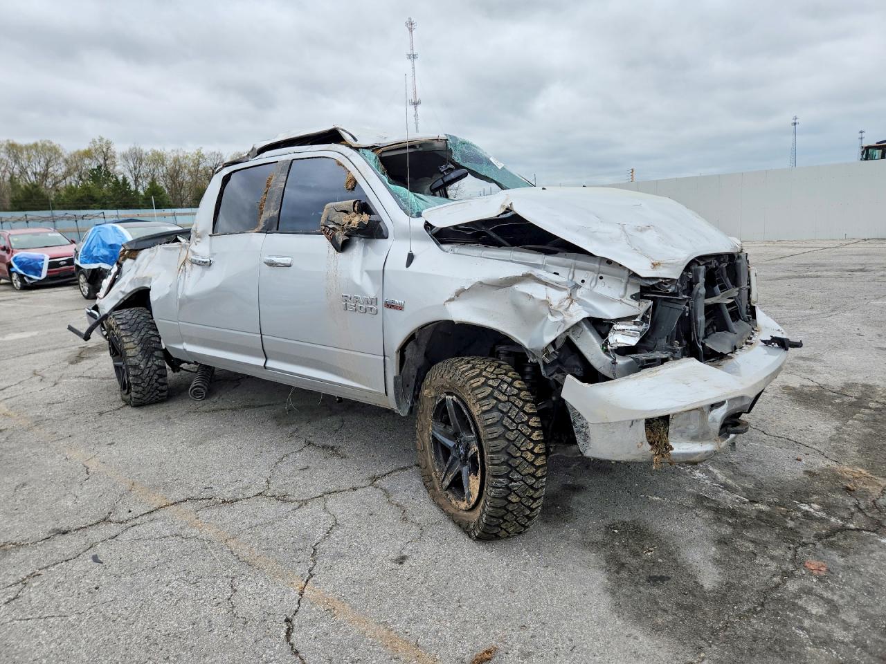 2015 RAM 1500 SLT — снимка 4