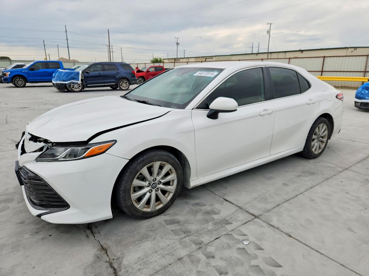 2019 TOYOTA CAMRY LE