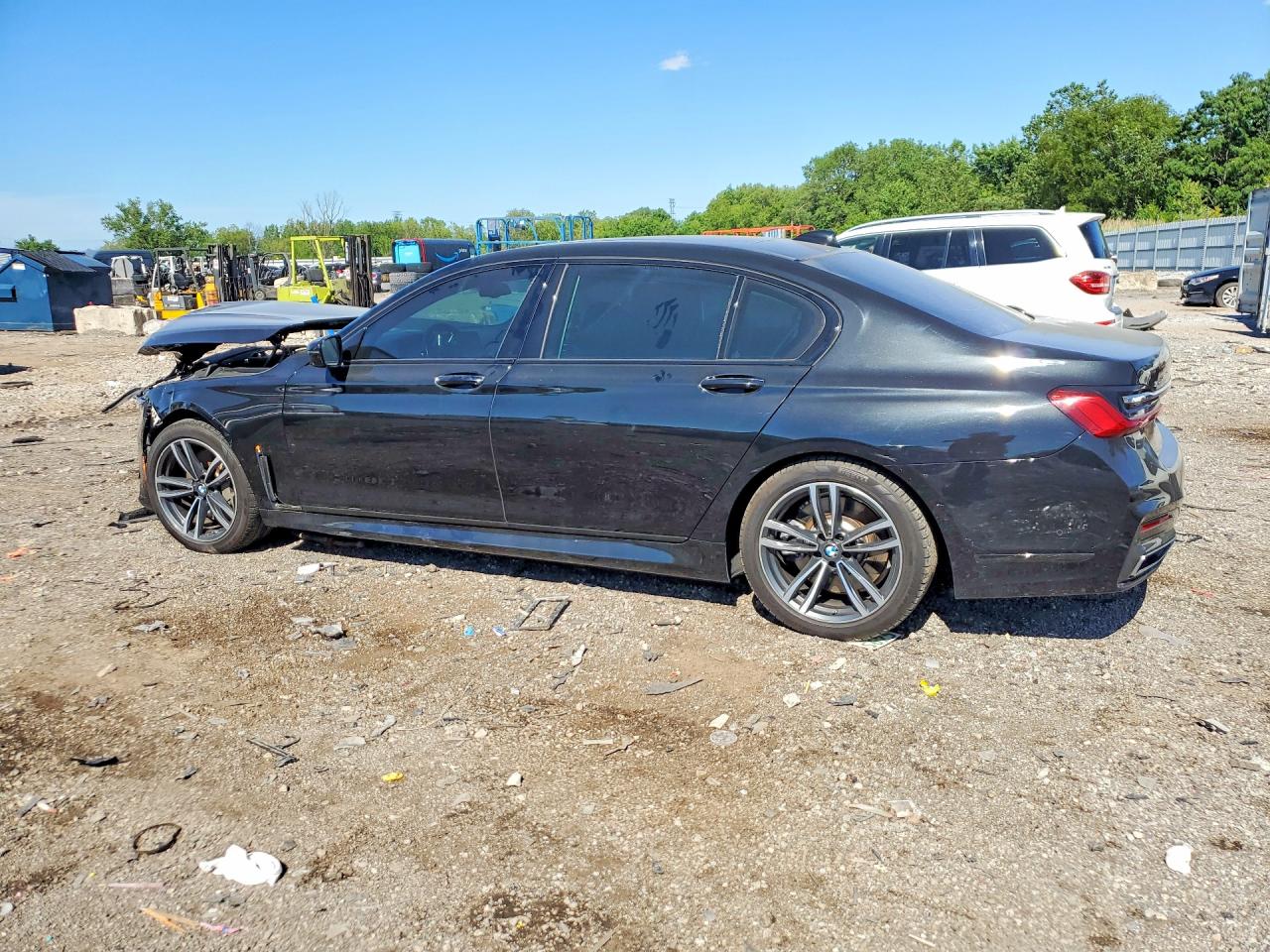 2021 BMW 750 XI — снимка 2