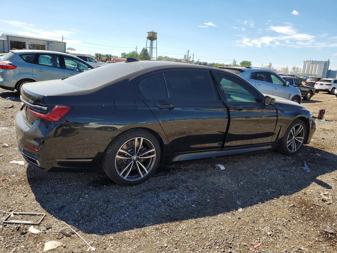 2021 BMW 750 XI — снимка 3
