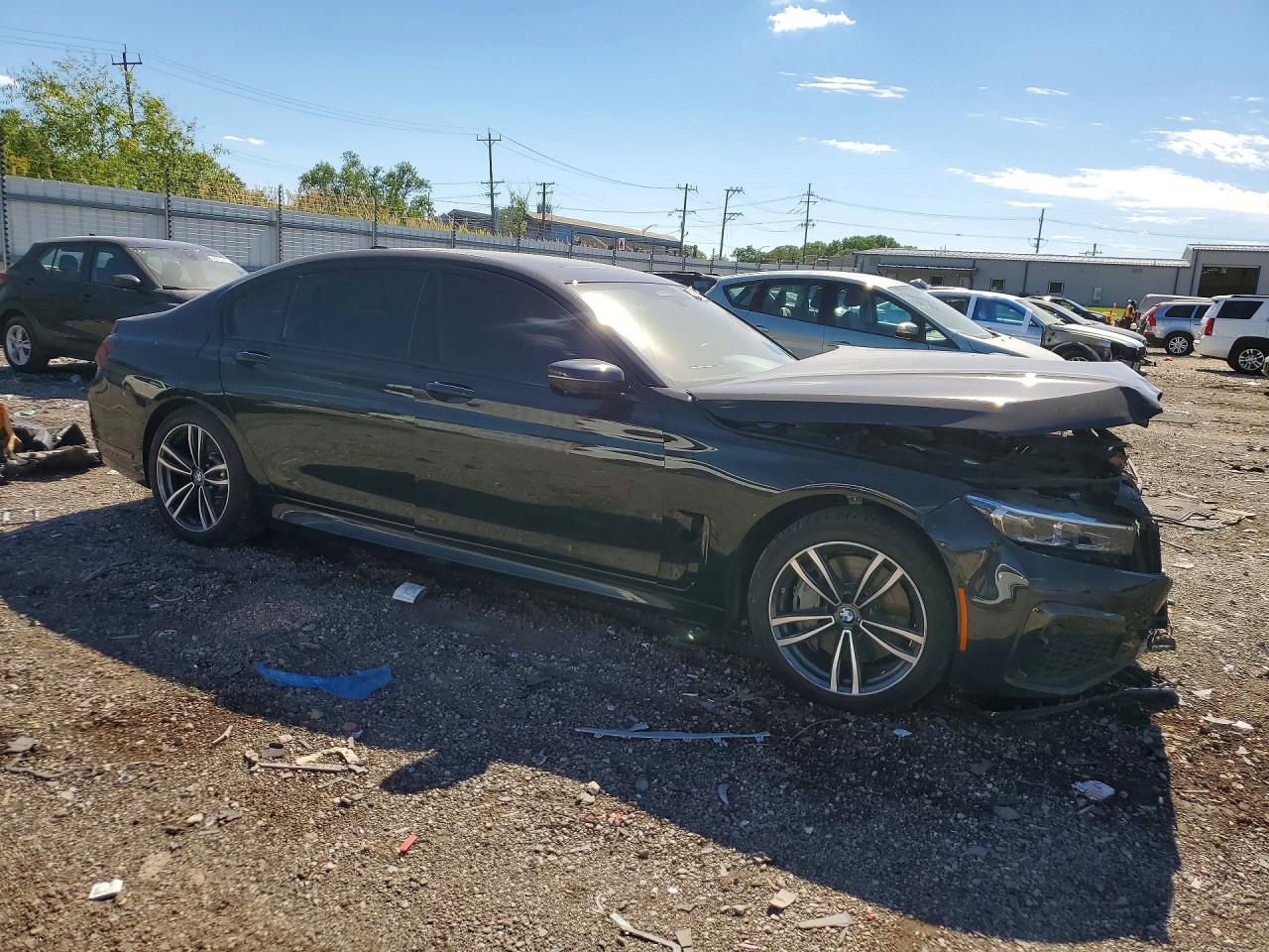 2021 BMW 750 XI — снимка 4