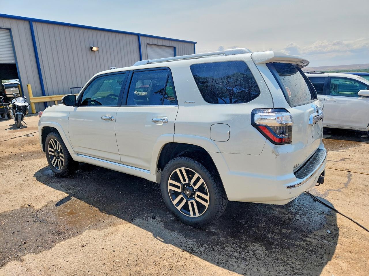 2023 TOYOTA 4RUNNER LIMITED — снимка 2