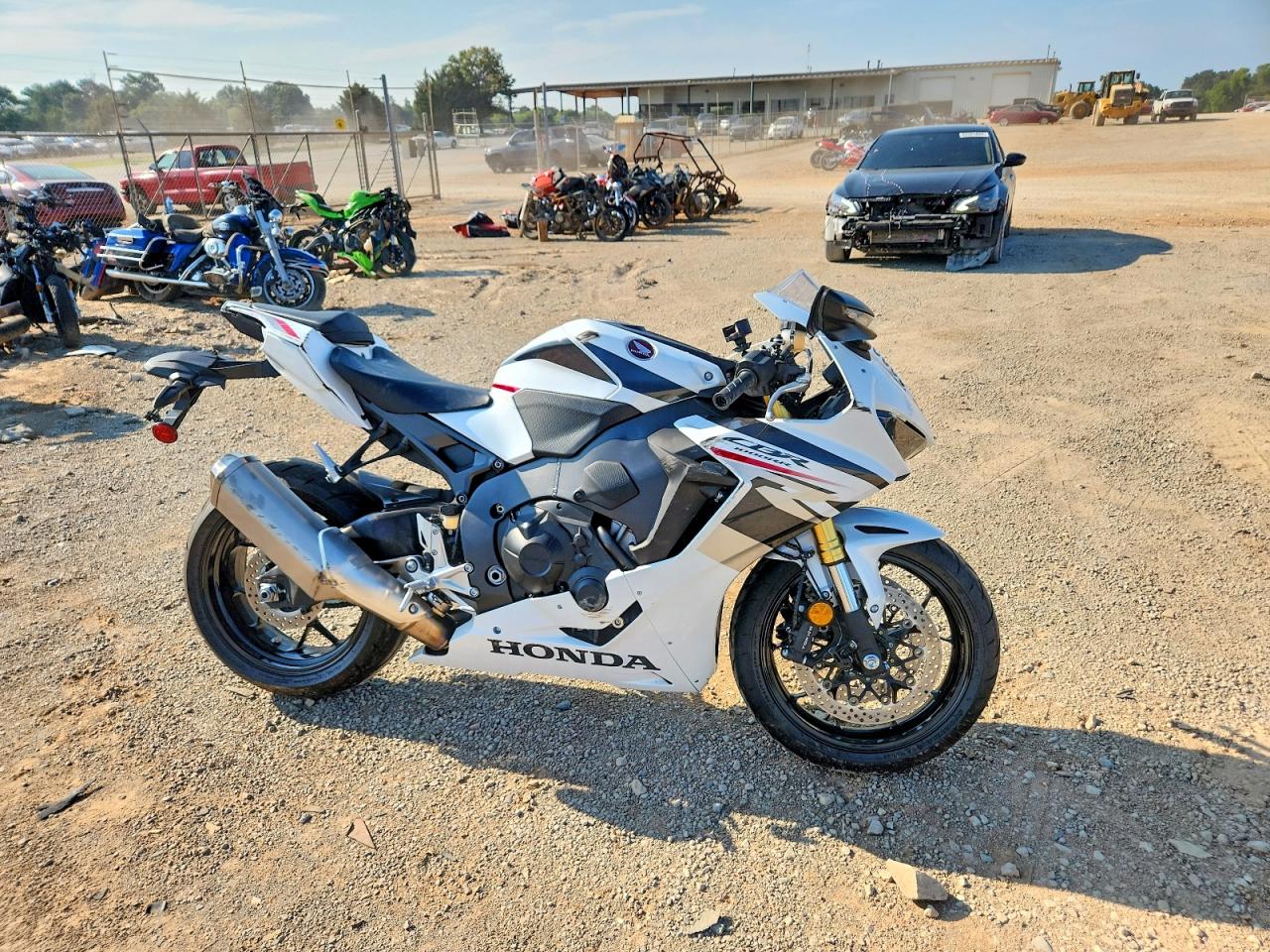 2026 HONDA CBR1000 RR