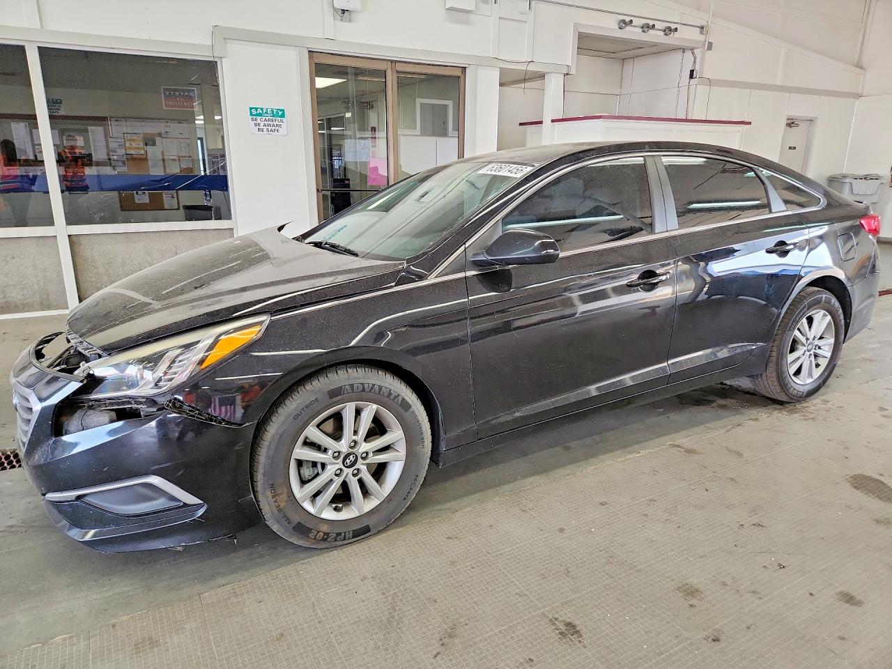 2017 HYUNDAI SONATA SE