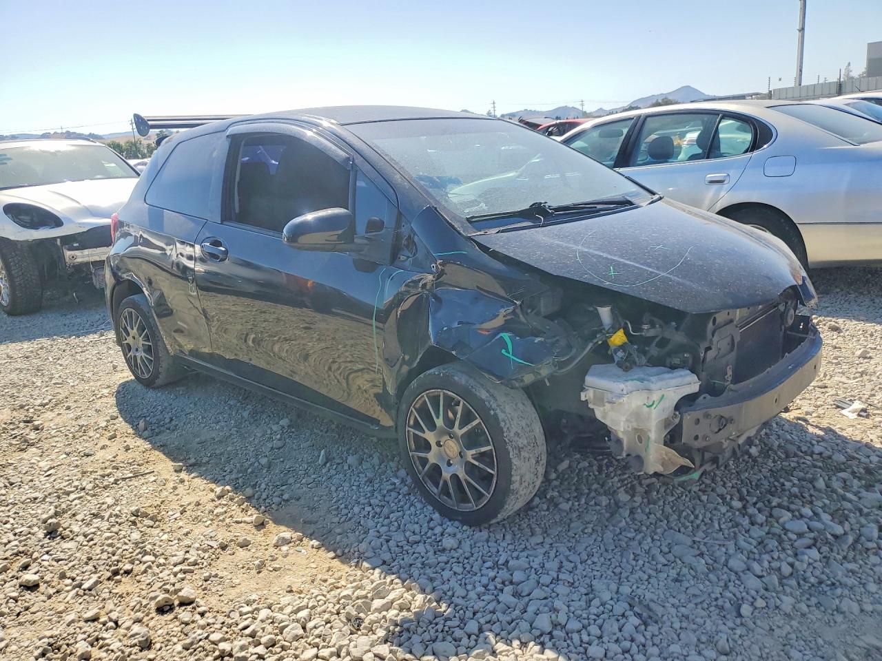 2015 TOYOTA YARIS 3-DOOR L — снимка 4