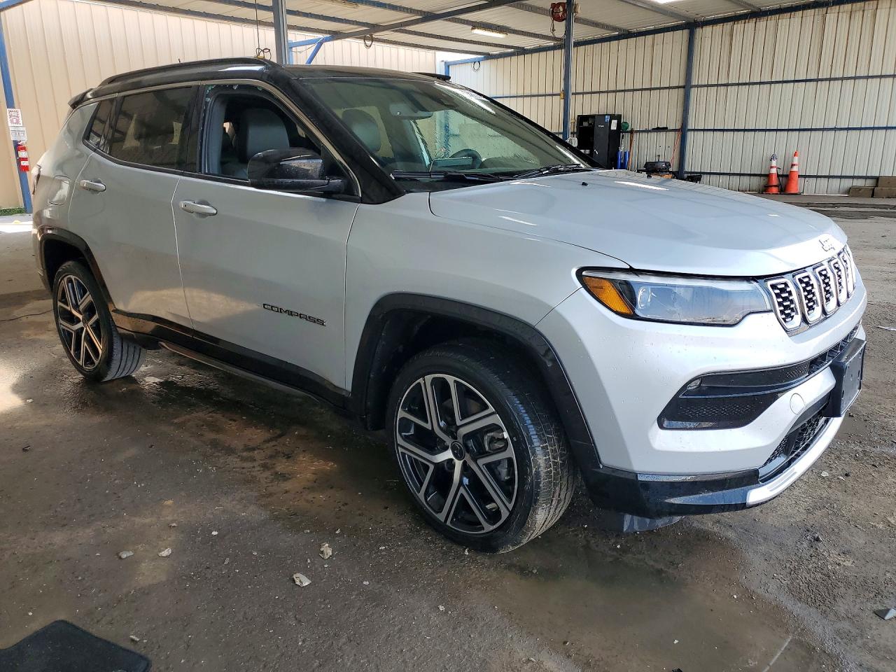 2025 JEEP COMPASS LIMITED — снимка 4