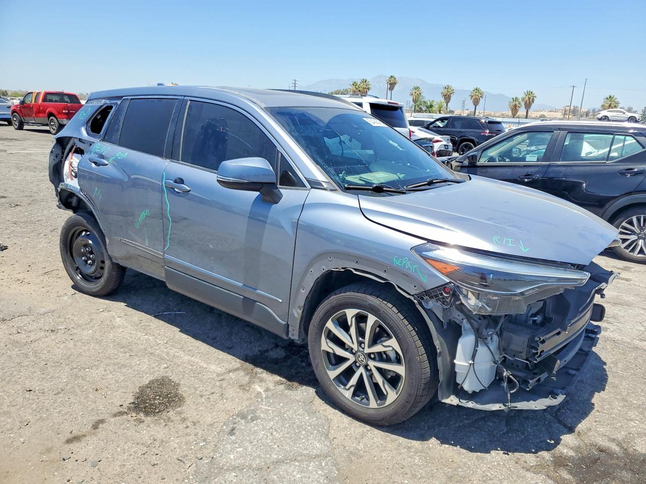 2022 TOYOTA COROLLA CROSS XLE — снимка 4