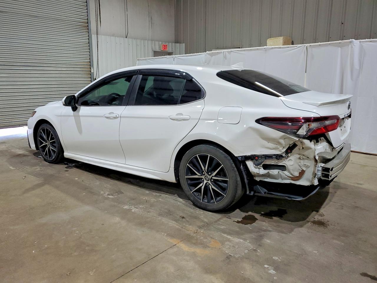 2022 TOYOTA CAMRY SE — снимка 2