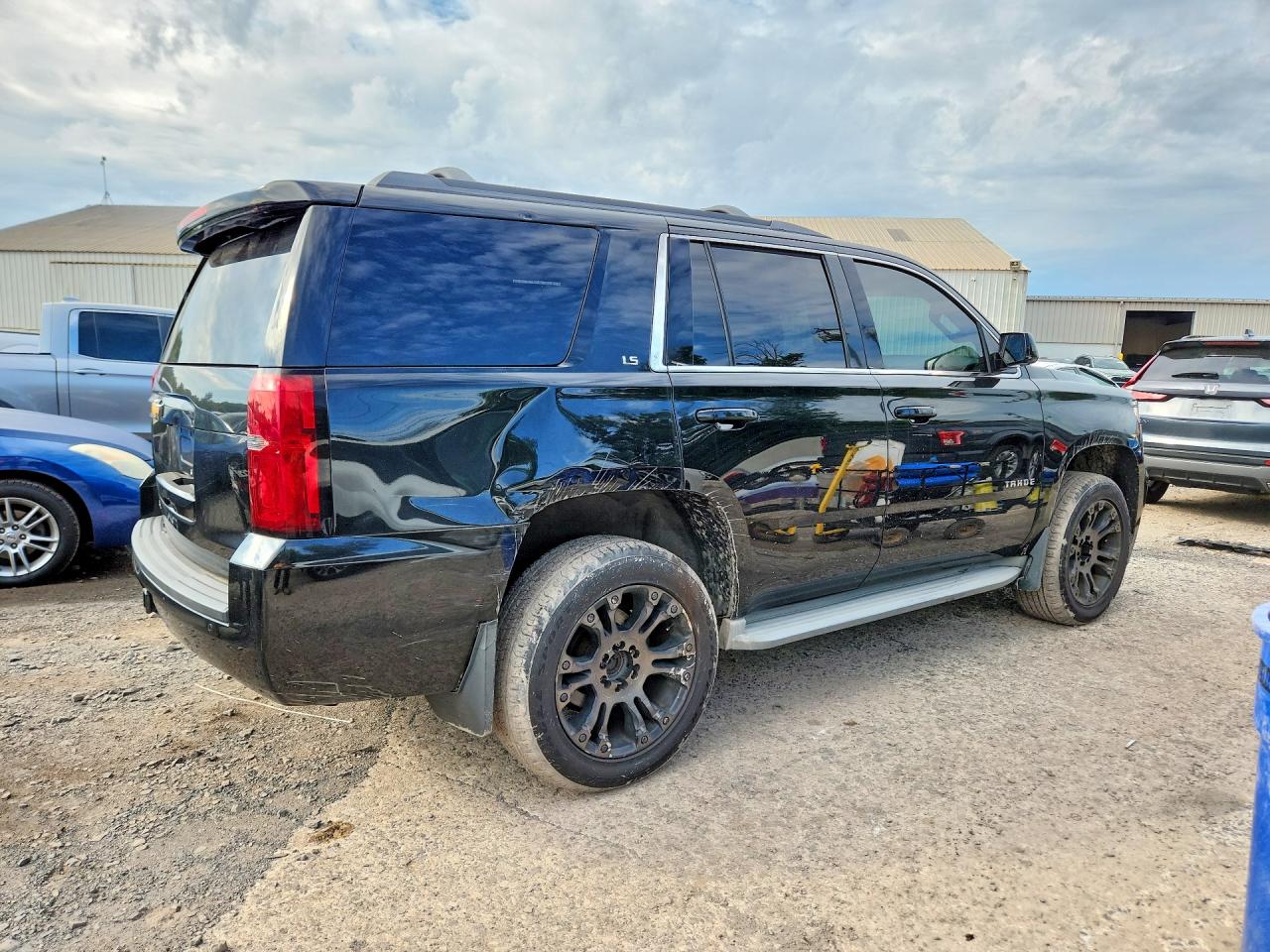 2015 CHEVROLET TAHOE K1500 LS — снимка 3