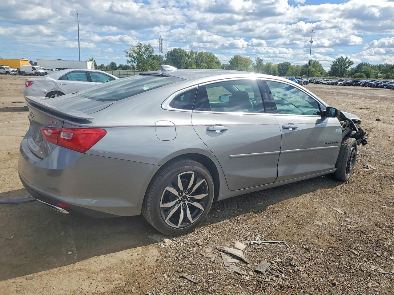 2024 CHEVROLET MALIBU RS — photo 3