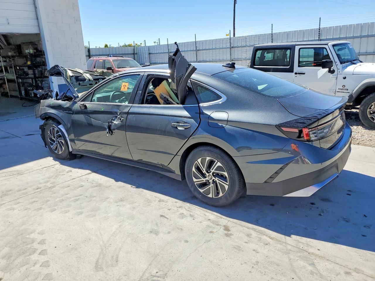 2026 HYUNDAI SONATA HYBRID BLUE — снимка 2