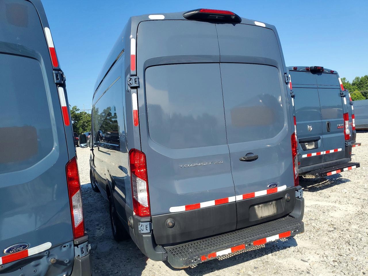 2020 FORD TRANSIT T-250 — снимка 2