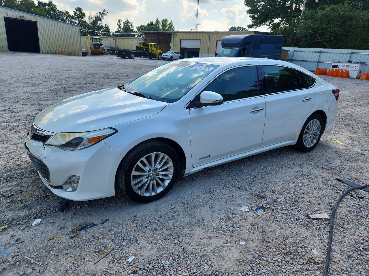2015 TOYOTA AVALON HYBRID LIMITED