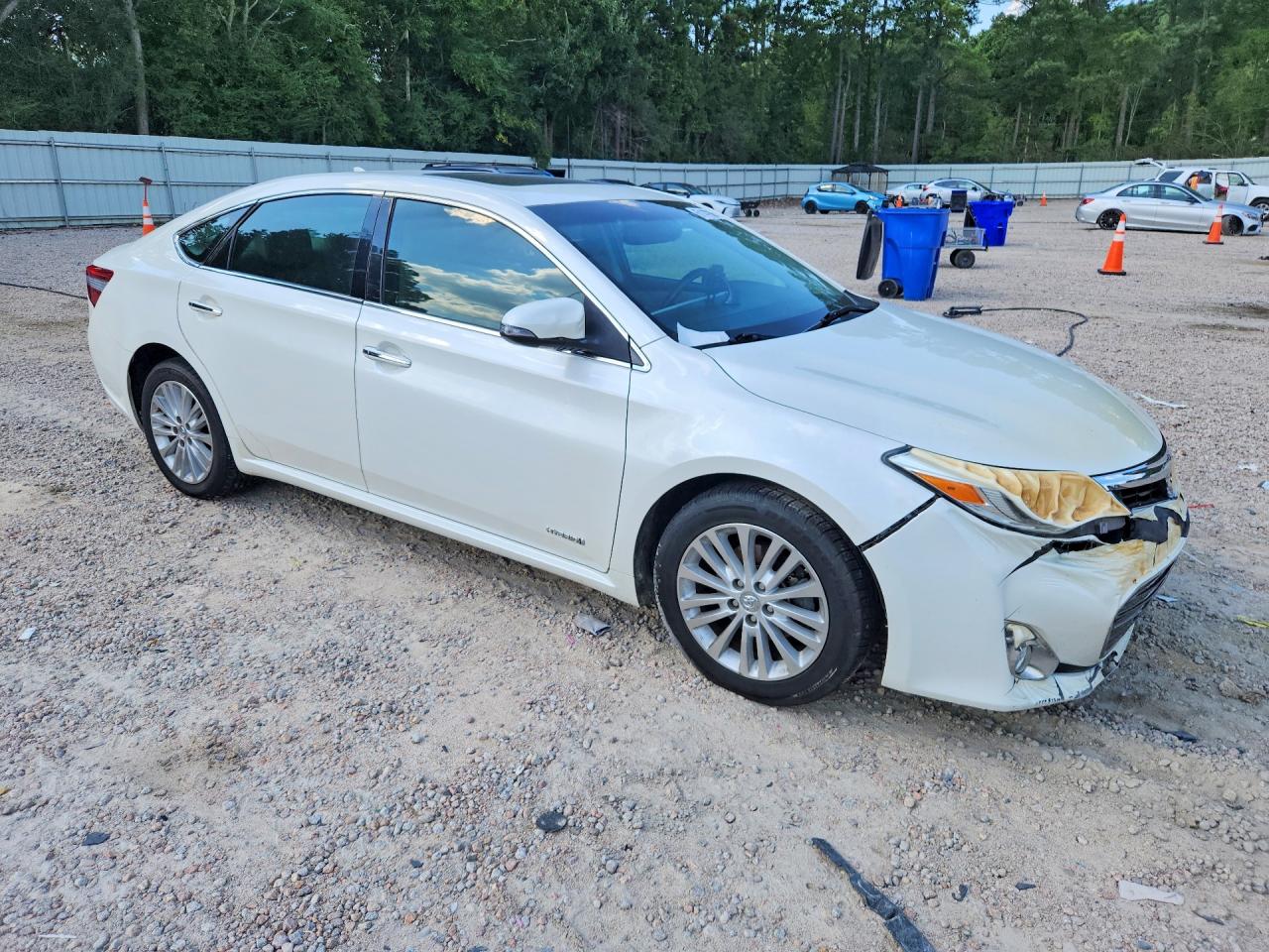 2015 TOYOTA AVALON HYBRID LIMITED — снимка 4