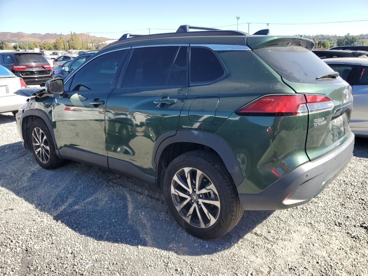 2022 TOYOTA COROLLA CROSS XLE — снимка 2