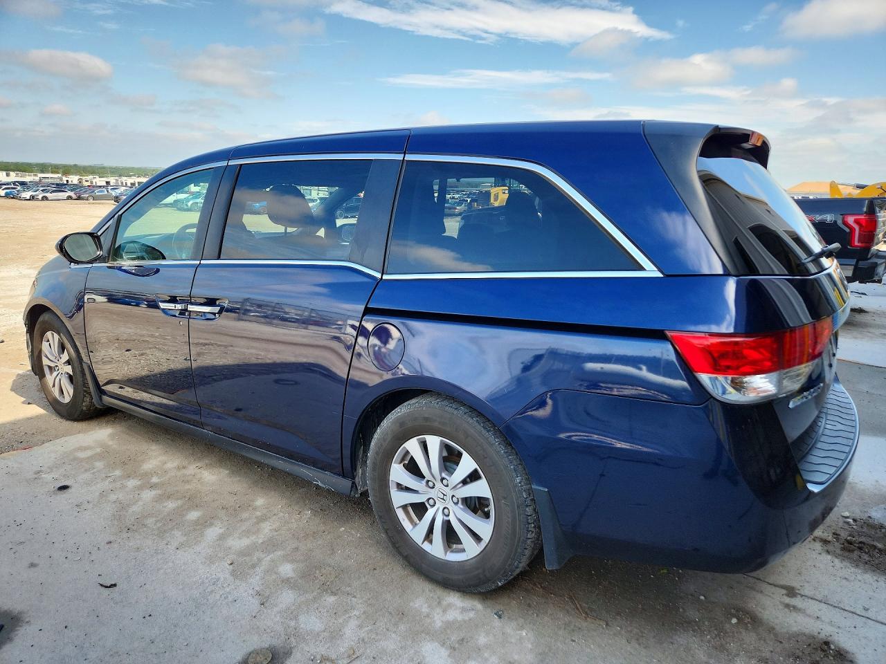 2016 HONDA ODYSSEY EXL — снимка 2