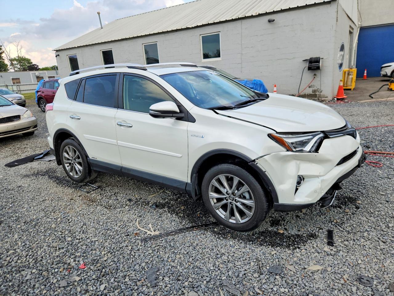 2016 TOYOTA RAV4 HV LIMITED — снимка 4