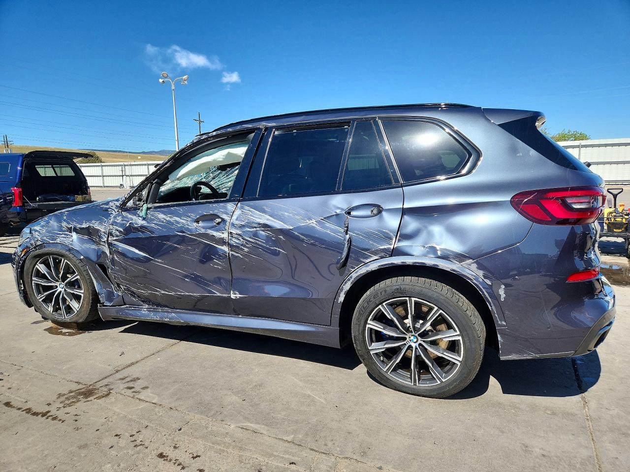 2021 BMW X5 M50I — снимка 2