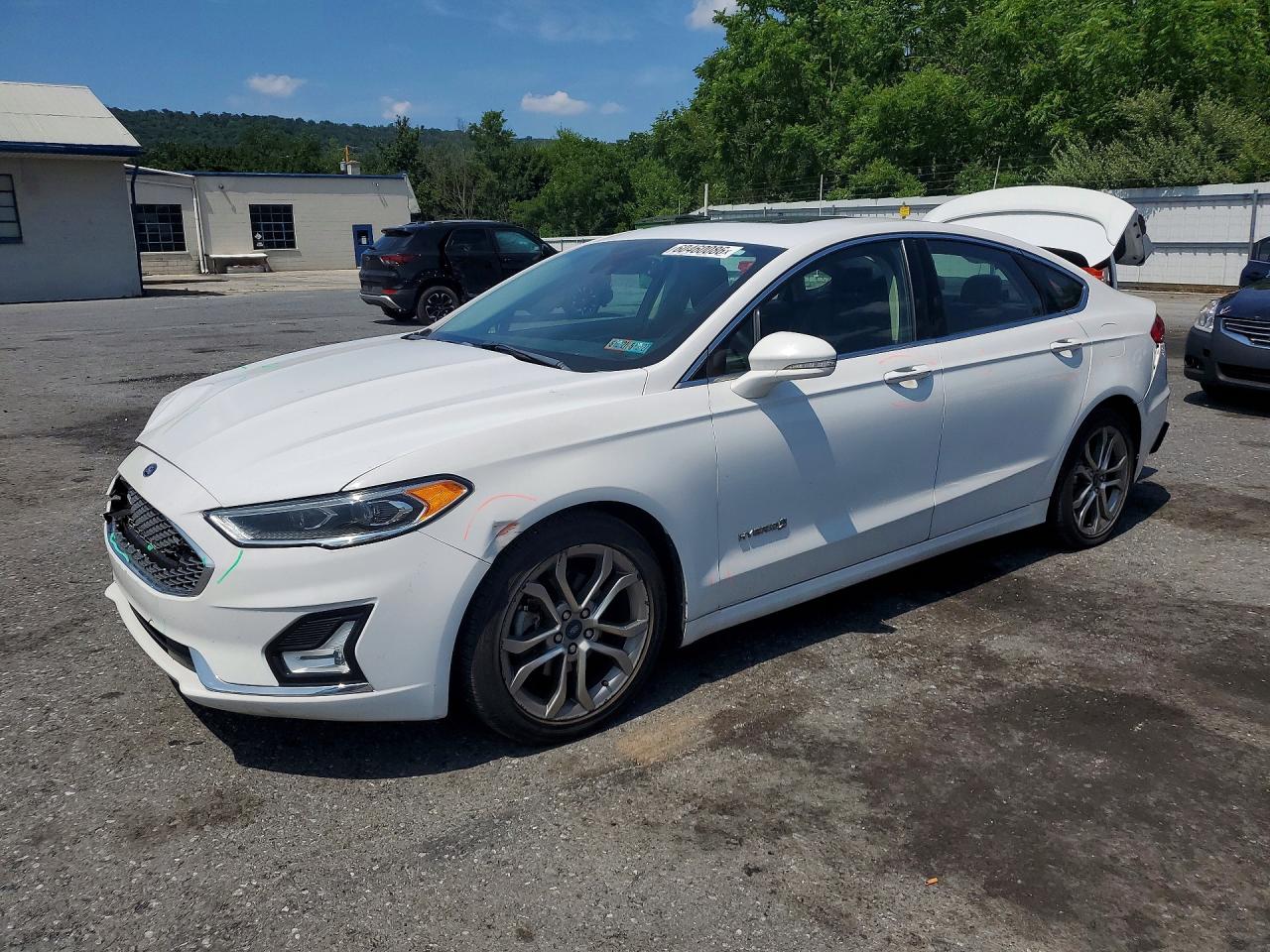 2019 FORD FUSION TITANIUM