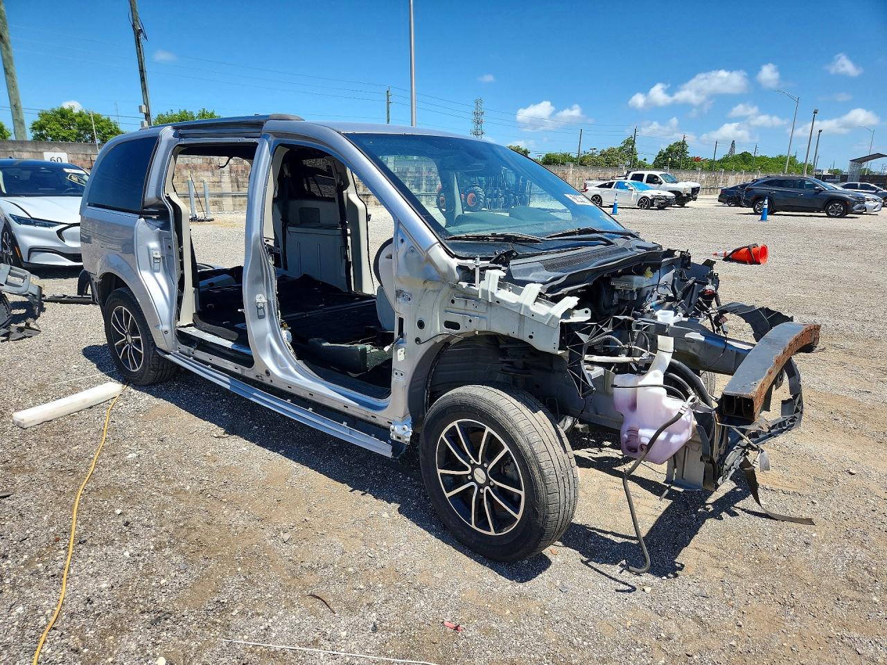 2019 DODGE GRAND CARAVAN SXT — снимка 4