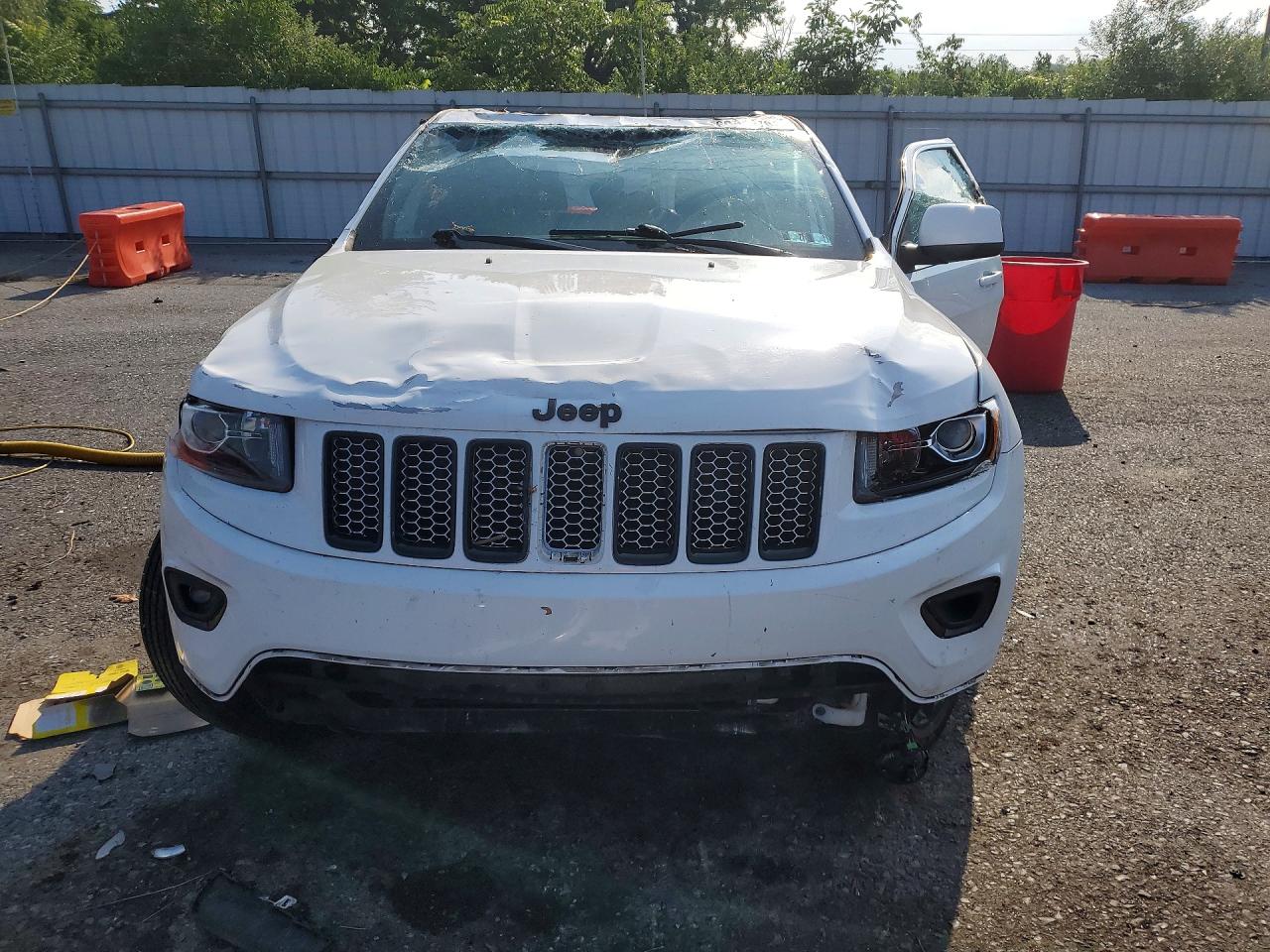 2015 JEEP GRAND CHEROKEE LAREDO — снимка 5