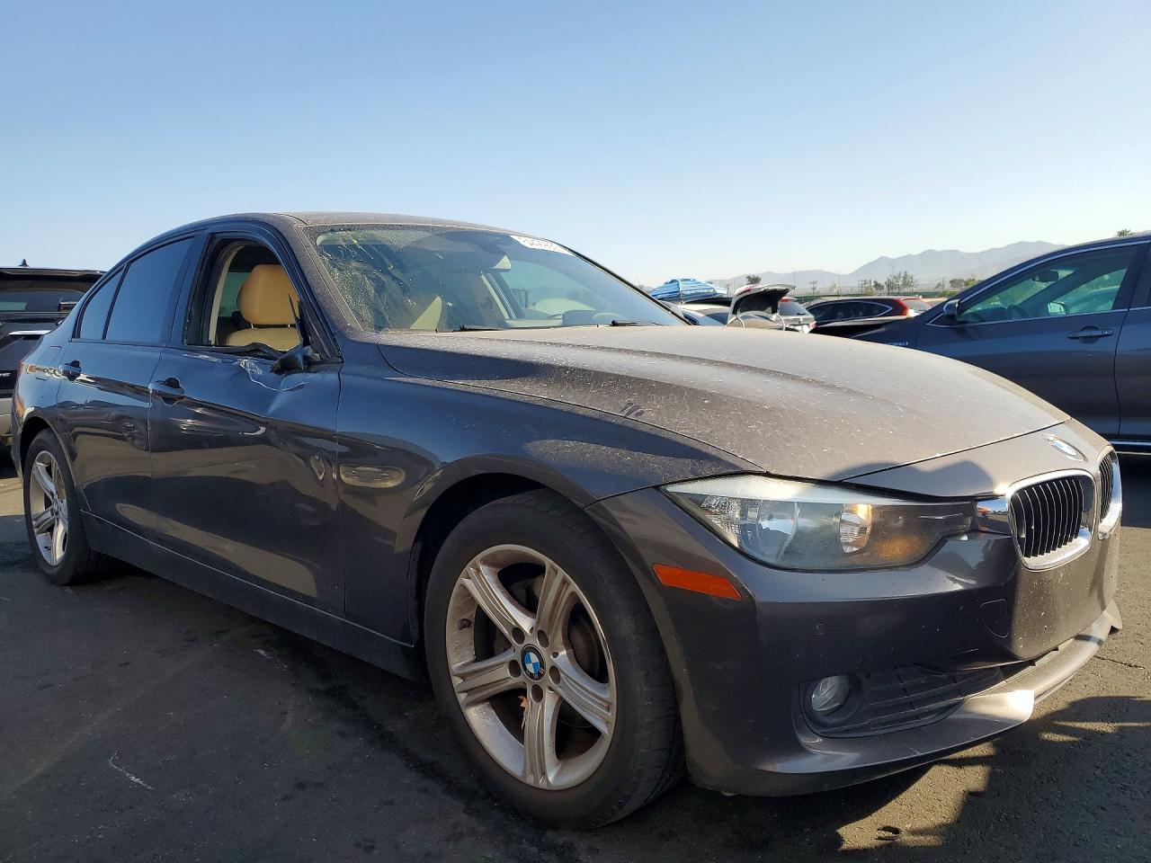 2015 BMW 320 I — снимка 4