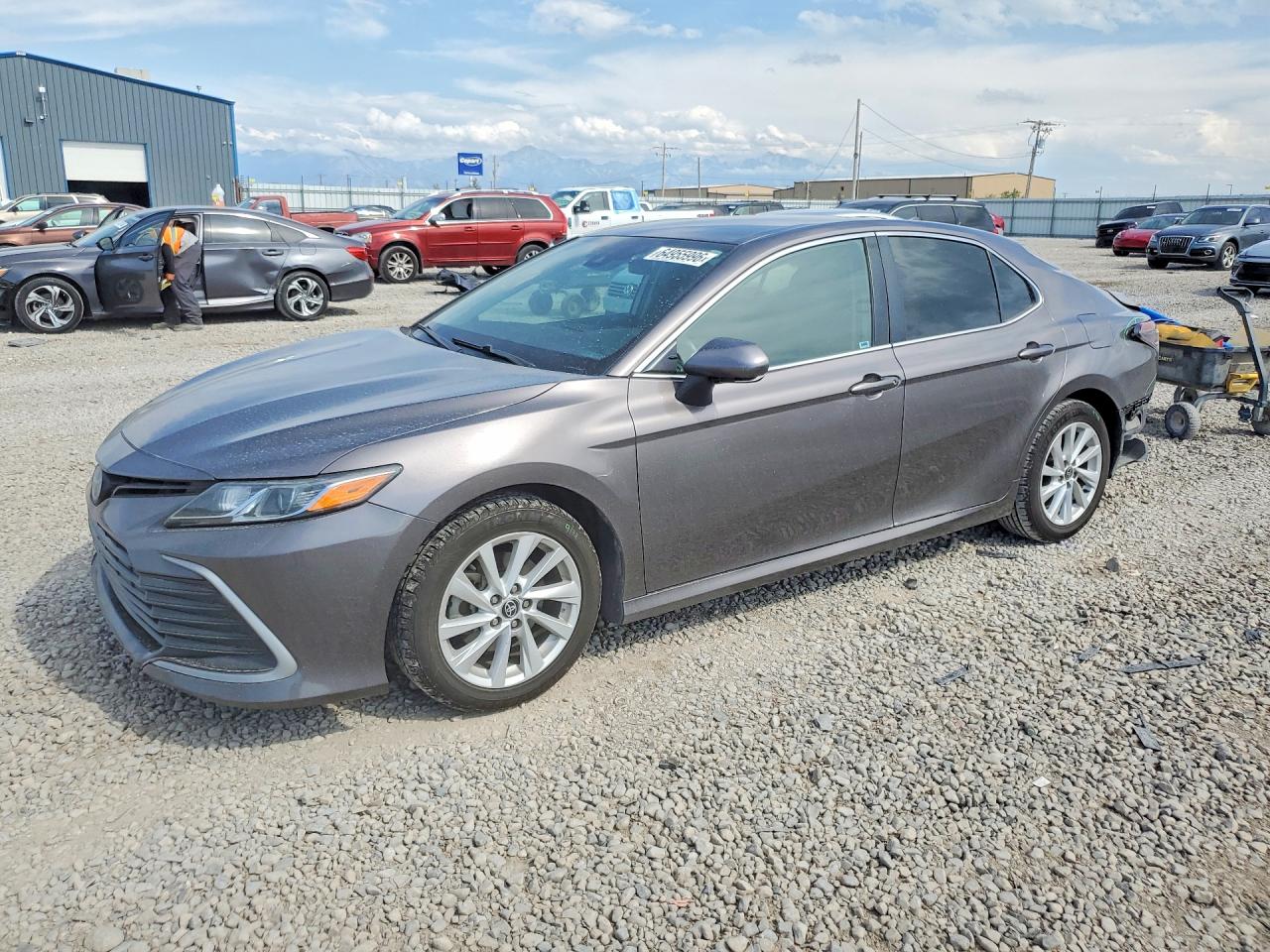 2022 TOYOTA CAMRY LE