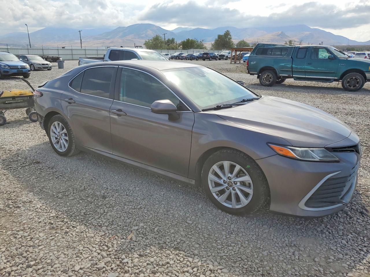 2022 TOYOTA CAMRY LE — снимка 4