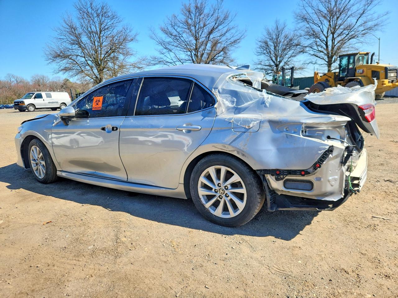2022 TOYOTA CAMRY LE — снимка 2