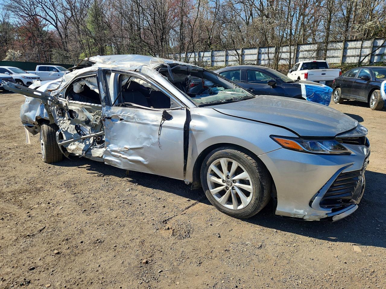 2022 TOYOTA CAMRY LE — снимка 4