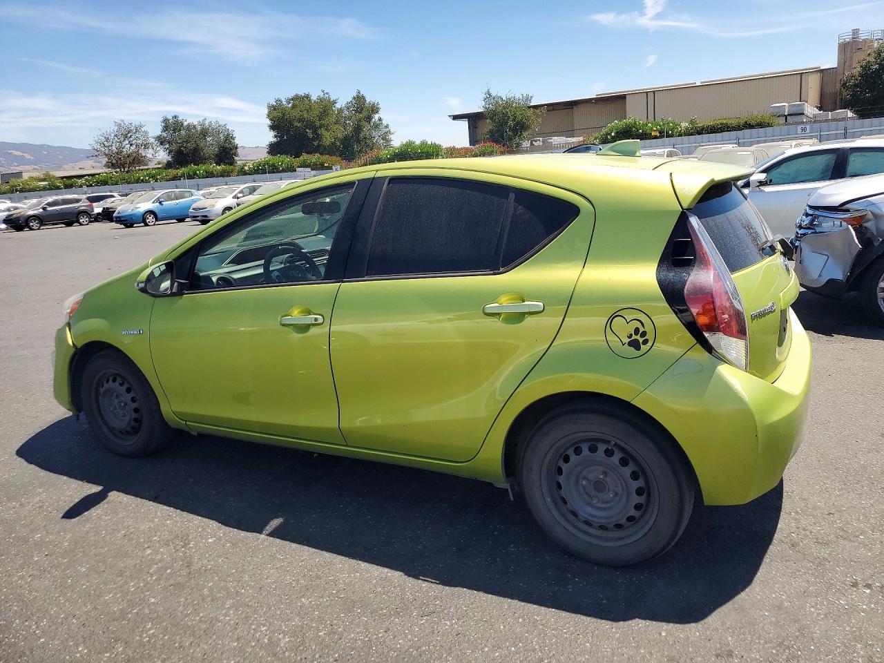 2015 TOYOTA PRIUS C ONE — снимка 2