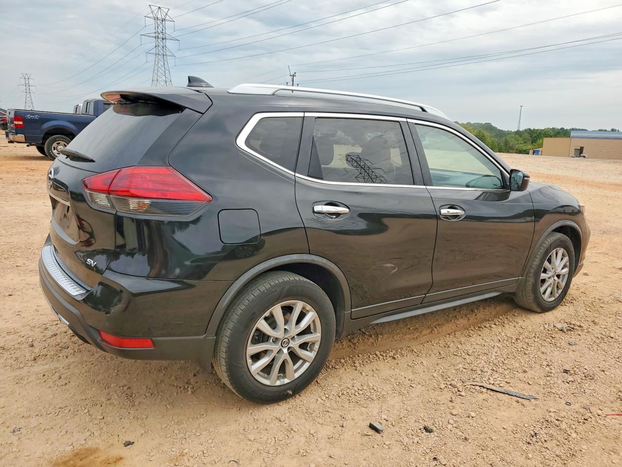 2017 NISSAN ROGUE SV — снимка 3