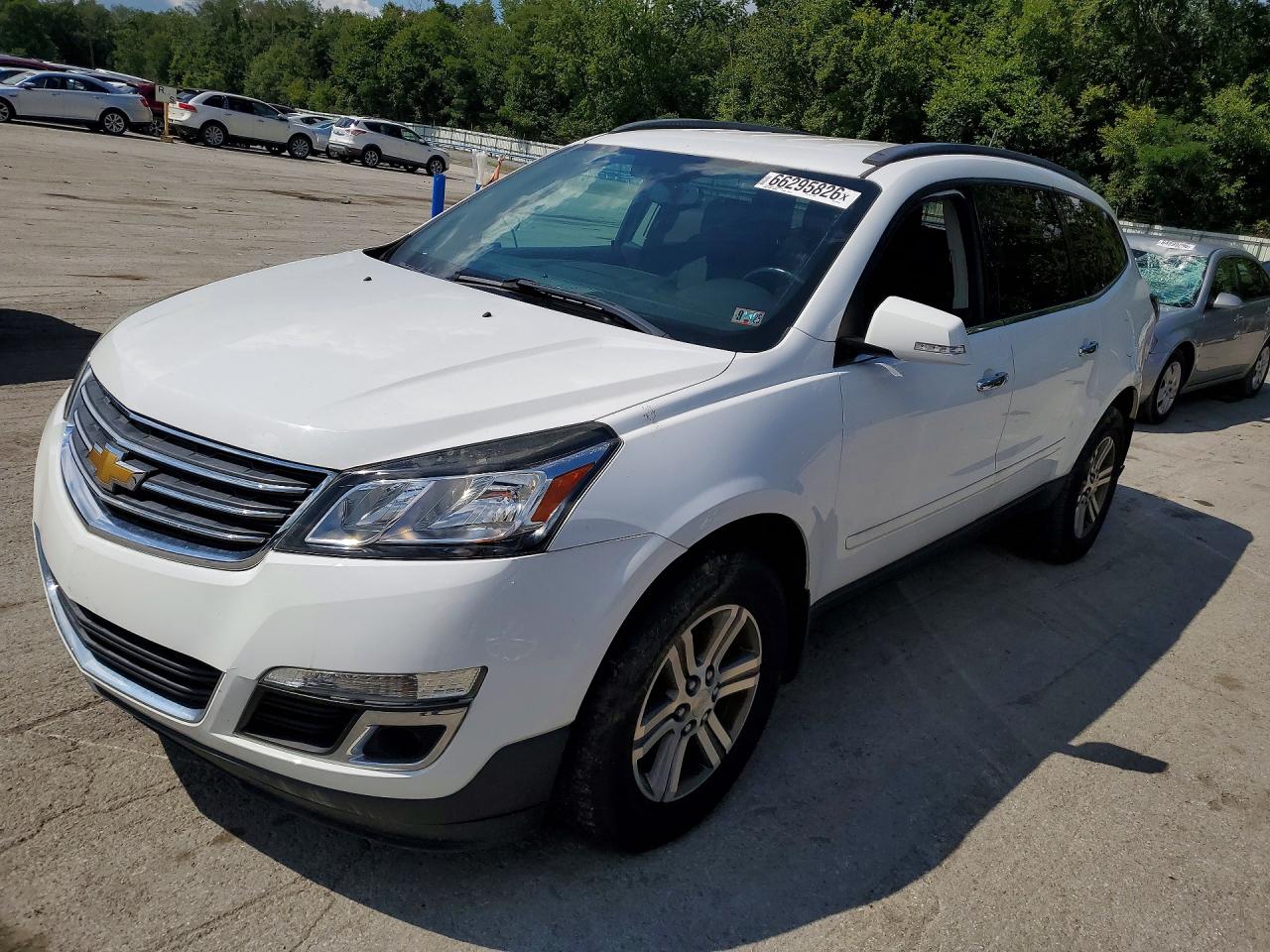 2016 CHEVROLET TRAVERSE LT