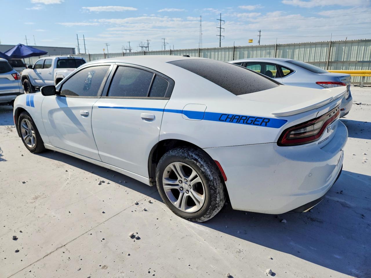 2015 DODGE CHARGER SE — снимка 2