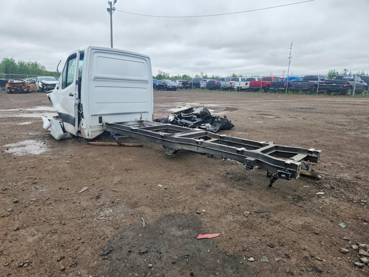 2024 MERCEDES-BENZ SPRINTER 4500 — снимка 2