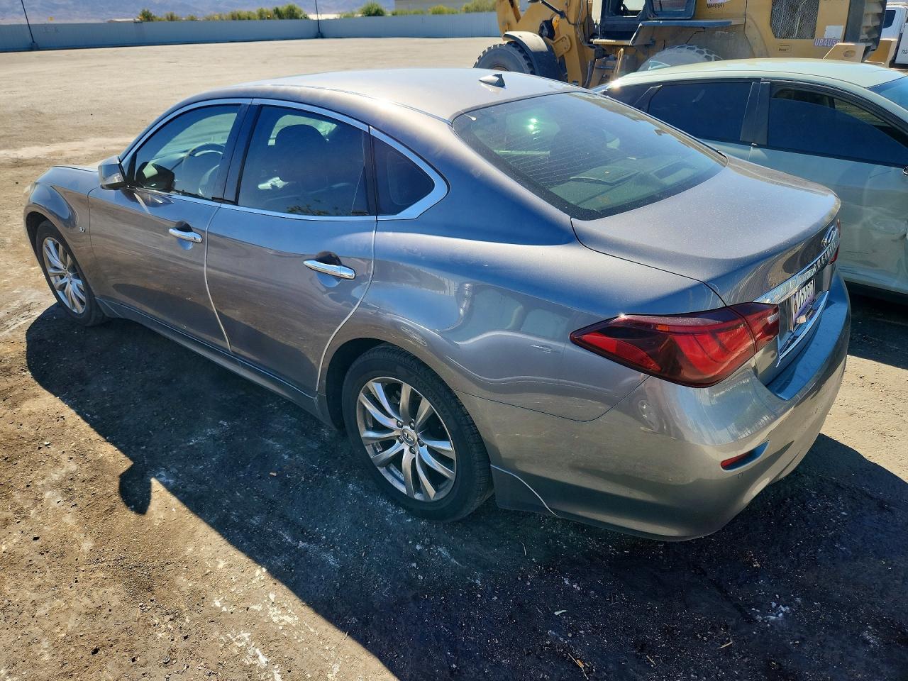 2019 INFINITI Q70 — снимка 2