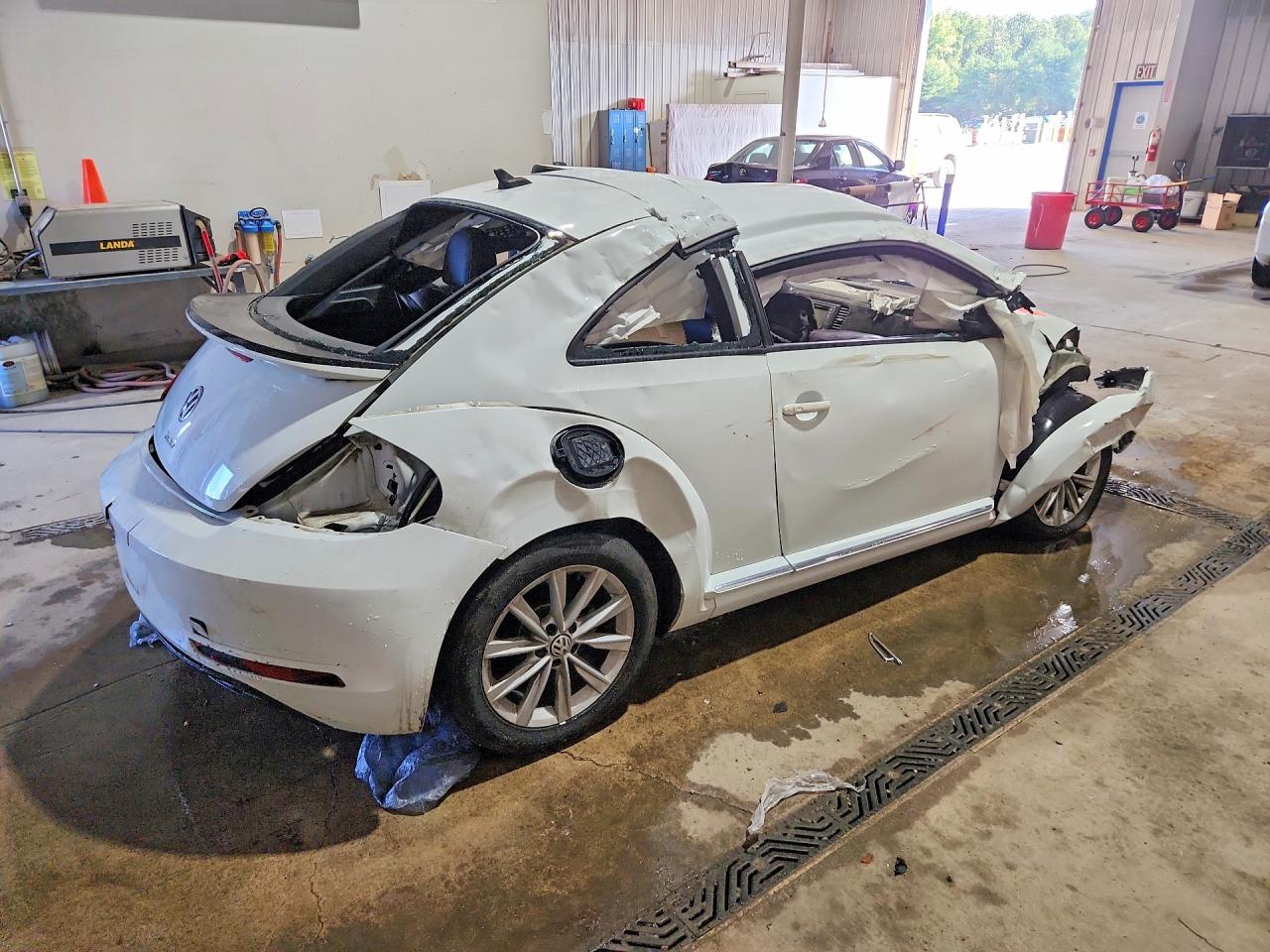 2018 VOLKSWAGEN BEETLE S — снимка 3