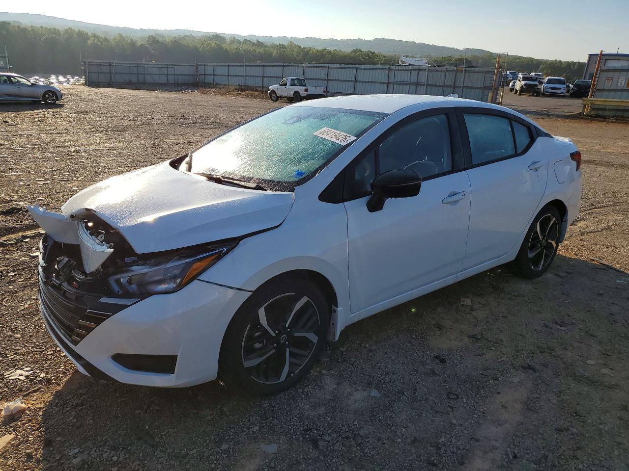 2025 NISSAN VERSA SR