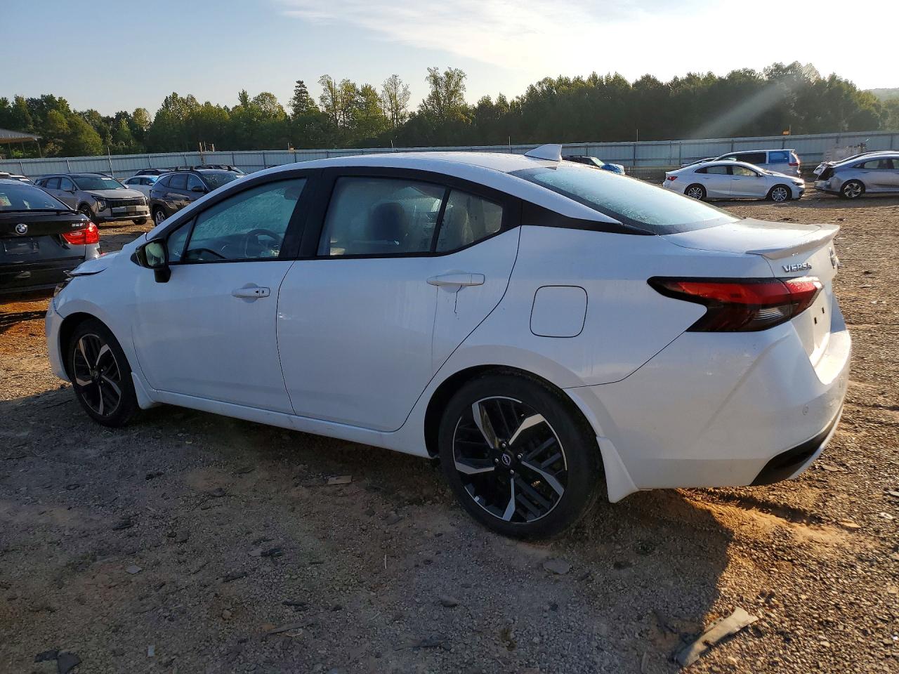 2025 NISSAN VERSA SR — снимка 2