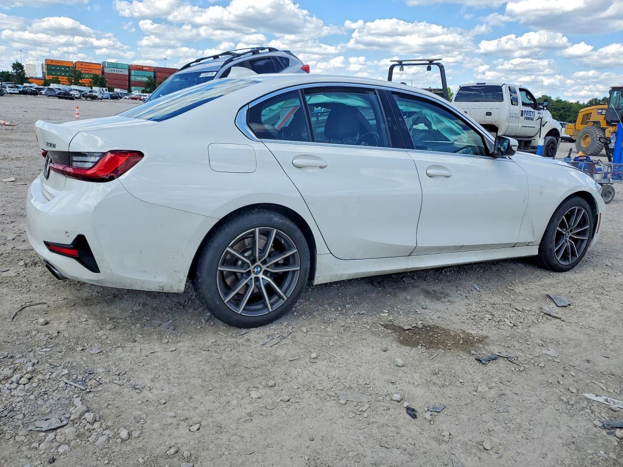 2021 BMW 330XI — снимка 3