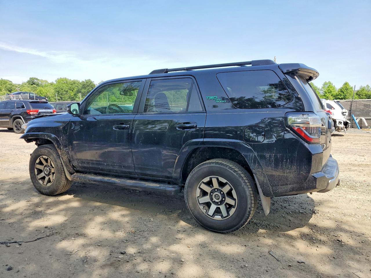 2020 TOYOTA 4RUNNER TRD OFF-ROAD PREMIUM — снимка 2