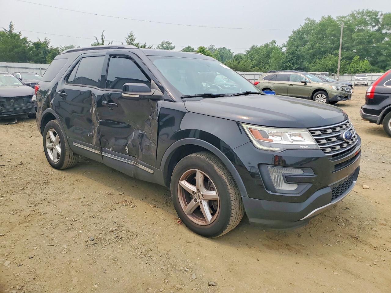 2017 FORD EXPLORER XLT — снимка 4